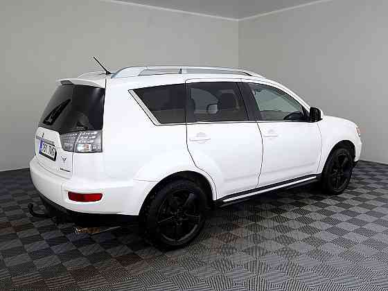 Mitsubishi Outlander Luxury Facelift ATM 2.2 Di-D 115kW Tallina