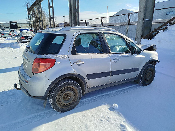 Suzuki SX4 Cross 4x4 Facelift 1.6 88kW Tallina - foto 3