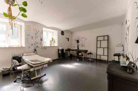 Bright premises near Miera Street, with a beautiful garden in the courtyard.  Two separate rooms wit Rīga