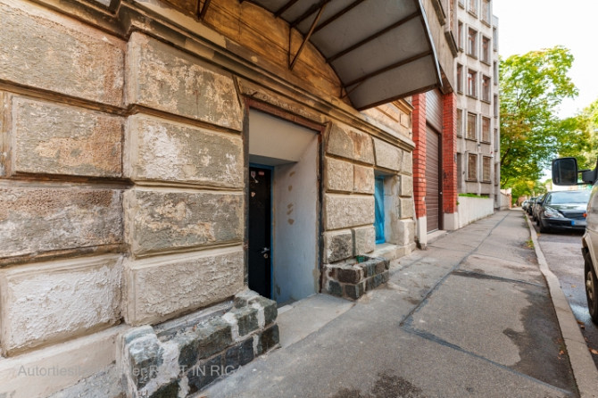 Bright premises near Miera Street, with a beautiful garden in the courtyard.  Two separate rooms wit Рига - изображение 9