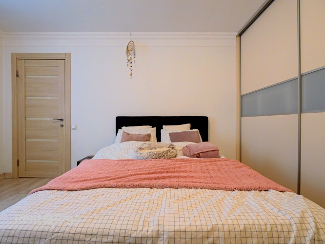 Piedāvājam iegādei ērtu 2 stāvu dzīvojamo māju Jūrmalā. Mājas kopējā platība 134,5 kv. Jūrmala - foto 8