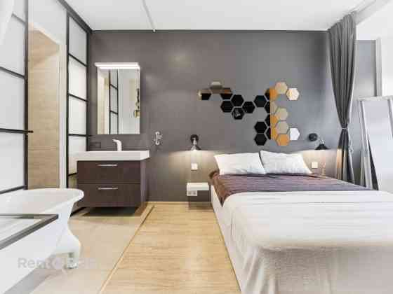 Продаётся стильно оформленная квартира в самом центре Риги!  Квартира продаётся Рига