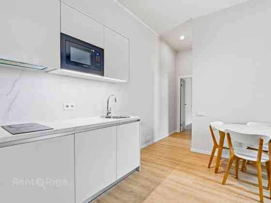 Меблированная 3-комнатная квартира в самом центре Риги.  Сдается элегантная и Rīga