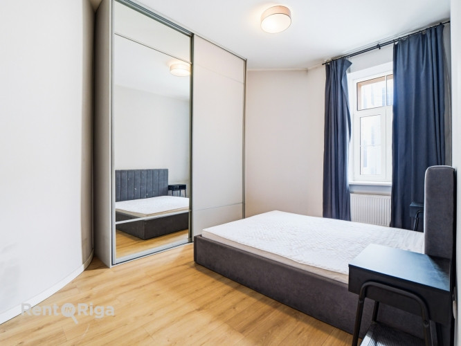 Mēbelēts 3-istabu dzīvoklis Aktīvajā centrā.  Izīrē elegantu un mājīgu divistabu Rīga - foto 3