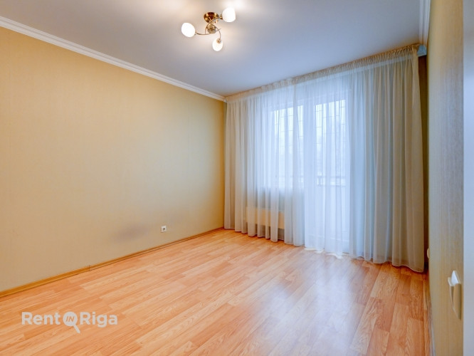 Продаётся уютная и солнечная 2-комнатная квартира в Пурвциемс.  Тёплое и Рига - изображение 10