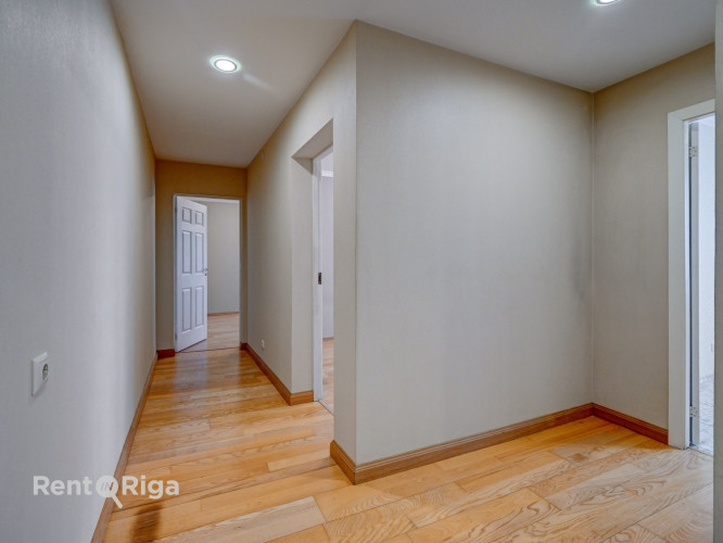 Продаётся уютная и солнечная 2-комнатная квартира в Пурвциемс.  Тёплое и Рига - изображение 4