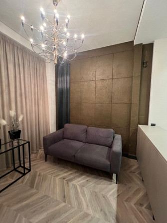 Ilgtermiņa īrei piedāvā kvalitatīvi izremontētas telpas Rīgas centrā.  Telpas ar Rīga - foto 5