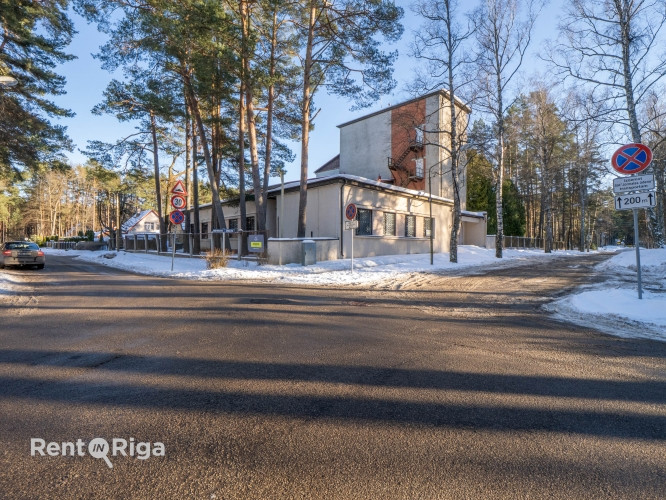 Качественное и капитальное здание, идеально подходящее для создания дома Юрмала - изображение 1