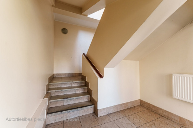 Iznomā biroja telpas Sarkandaugavā  2. stāvā  Piedāvājumā biroja telpas Sarkandaugavā, Rīga - foto 8