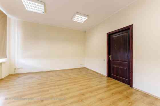 Сдаются офисные помещения в Саркандаугаве  2 этаж.  Предлагаются офисные Rīga