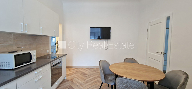 Jaunceltne, fasādes māja, energo efektīva māja, ieeja no pagalma, lodžija, plašs skats no Rīga - foto 16