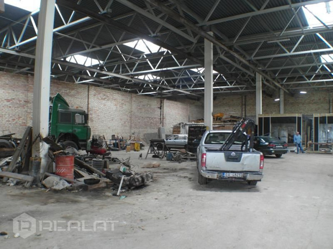 Nomai tiek piedāvātas noliktavas telpas - 1440 m2. Noliktavai ir autonomā gāzes apkure, Rīgas rajons - foto 18