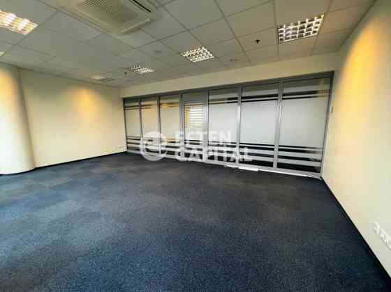 Предлагается просторный офис в здании Valters  Яунā Тейка  Сдаётся просторный офис в Рига