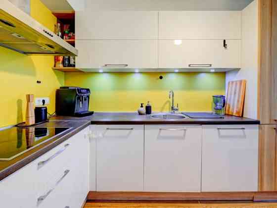 Сдаётся 2комнатная квартира в новом проекте, расположенном у парка Эбельмуйжа! Rīga