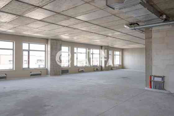 Предлагается просторный офис в здании Henrihs  Яунā Тейка  Сдаётся просторный офис в Рига