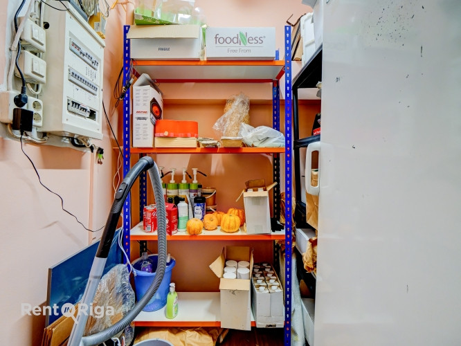 Tirdzniecības / kafejnīcas telpas īrei  Tērbatas ielā.  Piemērota vienkārša kafejnīcai, Rīga - foto 8