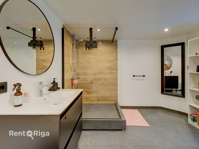 Продаётся элегантная двухуровневая студия!  Предлагается уникальная, недавно Рига - изображение 10