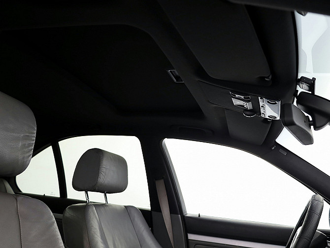 BMW 530 Sportpakett Facelift ATM 2.9 D 142kW Tallina - foto 8