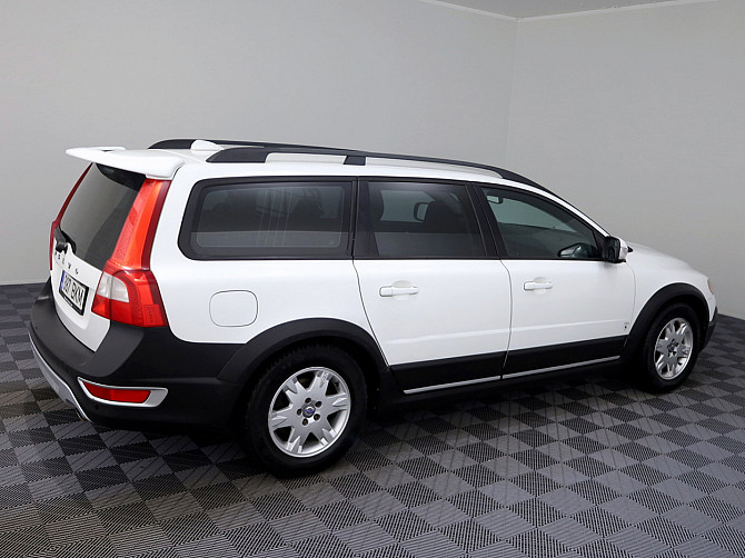Volvo XC70 Summum ATM 2.4 D5 136kW Tallina - foto 3