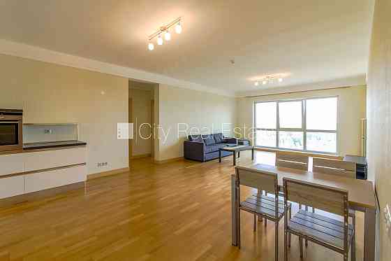 Земля в собственности, новостройка, стены из керамзитных блоков, благоустроенный Jūrmala