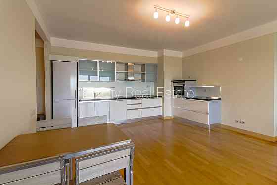 Земля в собственности, новостройка, стены из керамзитных блоков, благоустроенный Jūrmala