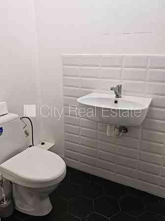 Новостройка, фасадный дом, благоустроенная озеленённая территория, закрытая Jūrmala