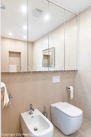 Projekts - Forburga Nams, fasādes māja, renovēta māja, zaļā teritorija, ieeja no ielas, ir Rīga - foto 19