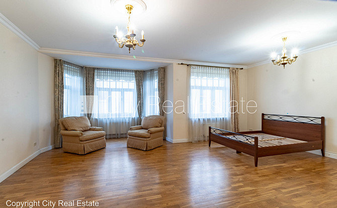 Fasādes māja, renovēta māja, slēgts pagalms, ieeja no ielas un pagalma, ir lifts, kāpņu Rīga - foto 7