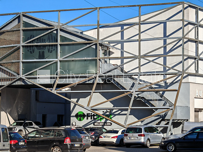 Fasādes māja, renovēta māja, slēgts pagalms, ieeja no ielas un pagalma, ir lifts, kāpņu Rīga - foto 6