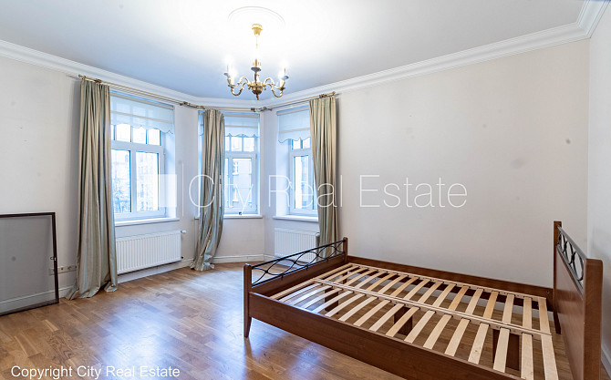 Fasādes māja, renovēta māja, slēgts pagalms, ieeja no ielas un pagalma, ir lifts, kāpņu Rīga - foto 15