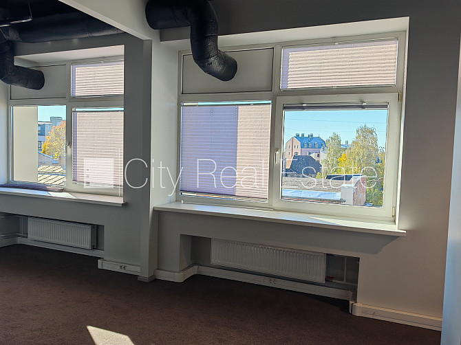 Fasādes māja, renovēta māja, slēgts pagalms, ieeja no ielas un pagalma, ir lifts, kāpņu Rīga - foto 5