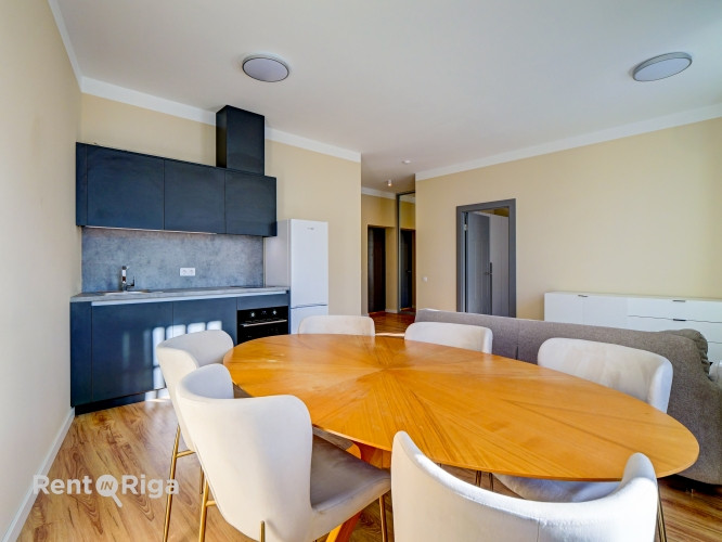 Стильная 2-комнатная квартира в югендстильном доме в центре Риги  Живите там, где Рига - изображение 4