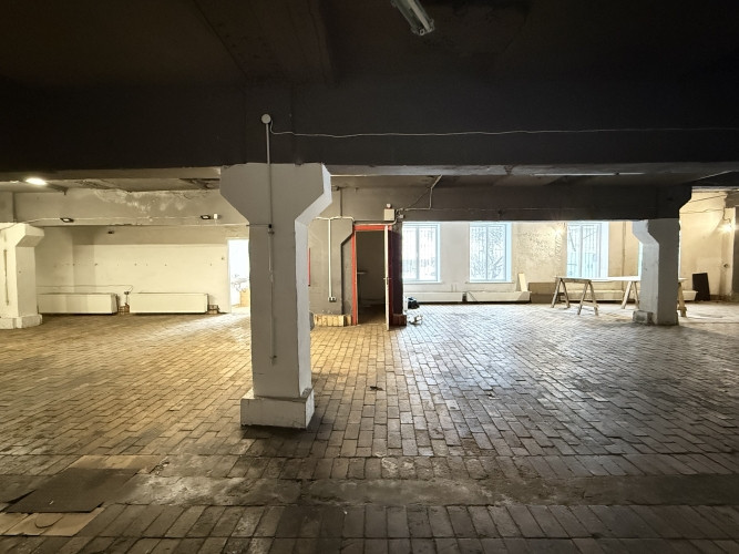 Darbnīcas/noliktavas telpas vēsturiskajā Rīgas Kinostudijas ēkā.  Plašas telpas, kas sastāv no 4 ats Рига - изображение 8