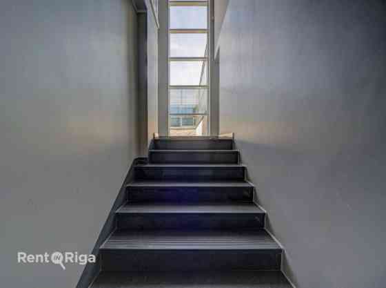 Офис класса B с панорамным видом на Даугаву  улица Муксалас.  Сдаются современные Rīga