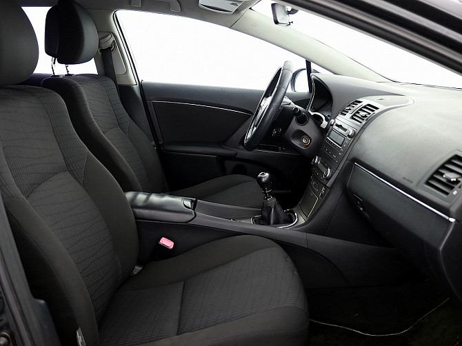 Toyota Avensis Linea Sol 1.8 108kW Tallina - foto 6