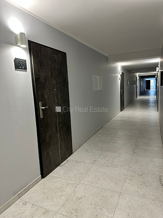 Jaunceltne, vieta automašīnai, ir lifts, balkons 17 m2, logi vērsti uz parka pusi, guļamistabu Jūrmala - foto 14