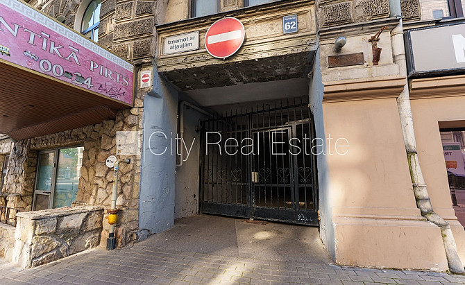 Дом во дворе, закрытый двор, окна выходят в обе стороны дома, изолированные Рига - изображение 13