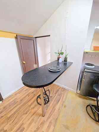 Фасадный дом, закрытый двор, вход с улицы, мансарда, лестничная клетка после Рига