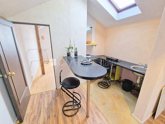 Фасадный дом, закрытый двор, вход с улицы, мансарда, лестничная клетка после Рига - изображение 18