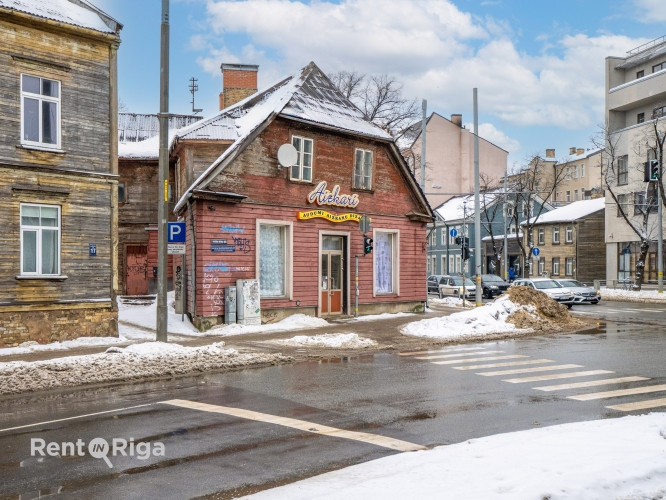 Piedāvājumā  iznomāts naudas plūsmas objekts ar attīstības potenciālu.  Iespēja Rīga - foto 1
