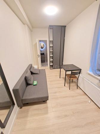 Фасадный дом, реновированный дом, вход с улицы, лифт, лестничная клетка после Рига - изображение 13