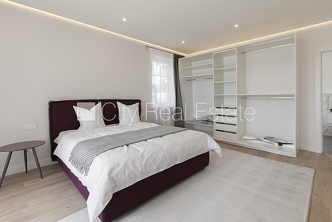 Jaunceltne, labiekārtota apzaļumota teritorija, slēgts pagalms, vieta vairākām automašīnām, Jūrmala - foto 7