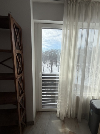 Izīrē brīnišķīgu 3 istabu dzīvokli ar terasi!  Ienākot dzīvoklī - plašs iebūvētais Rīga - foto 9