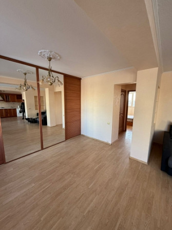 Izīrē plašu un mājīgu 2 istabu dzīvokli Pļavniekos, Jukuma Vācieša ielā 12.  Dzīvoklis Rīga - foto 4