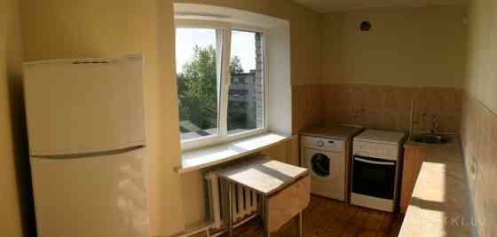 Продается 2-комнатная квартира в районе Тейка  улица Палму 18  Предлагается Рига