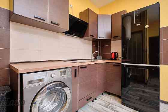 3-istabu dzīvoklis pirmskara mūra ēkā PētersalasAndrejsalas apkaimē
Pārdošanā kvalitatīvi atjaunots  Рига