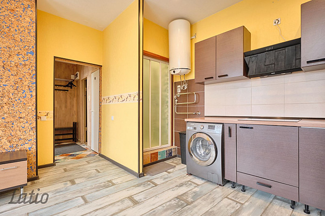 3-istabu dzīvoklis pirmskara mūra ēkā PētersalasAndrejsalas apkaimē
Pārdošanā kvalitatīvi atjaunots  Рига - изображение 4