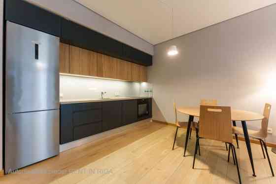 Продаётся элегантная и современная квартира в проекте Centrus, в самом центре Риги Рига