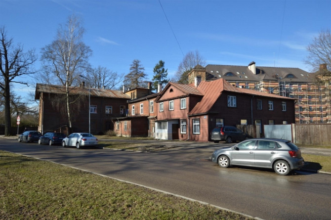 Premises located on the ground floor of a wooden residential building.  Total area of the premises:  Рига - изображение 1