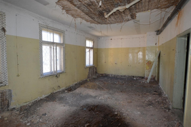 Premises located on the ground floor of a wooden residential building.  Total area of the premises:  Рига - изображение 5